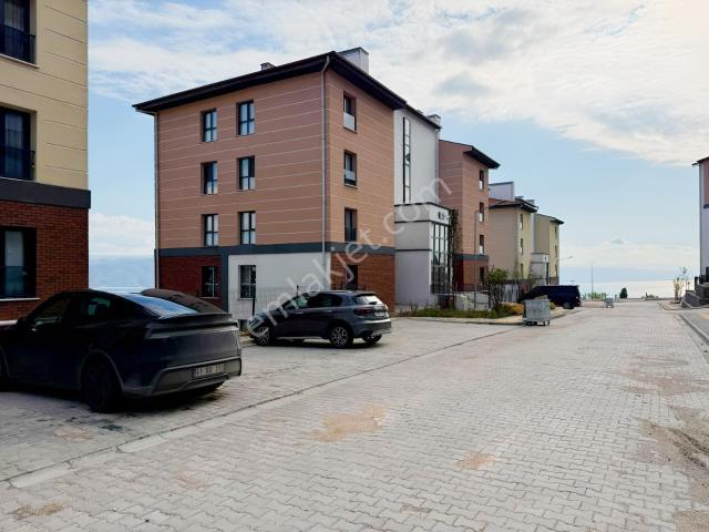 Körfez İlimtepe Toki'de Kiralık 2+1 Daire