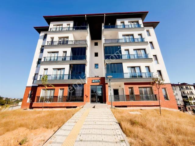 Körfez İlitimepe Toki Konutları 2. Etapta Kiralık Arakat Daire