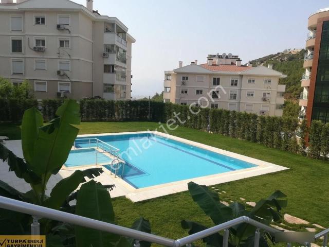 Körfez Mah. Deniz Mzn.site İçinde Havuz Kiralık 3+1 Ferah Daire