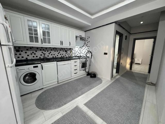 Körfez Mah.ulaşıma Yakın Eşyalı Kiralık 1+1