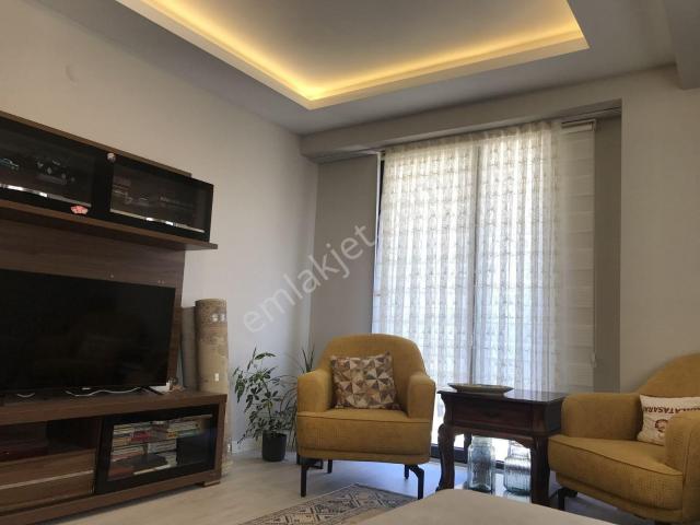 Körfez Mimar Sinan Mahallesi'nde 2+1 Asansörlü Arakat