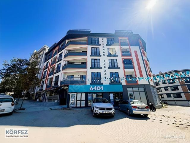 KÖRFEZ'DENGELİBOLU'DA 3+1 120m2 CADDE ÜZERİ SIFIR KİRALIK