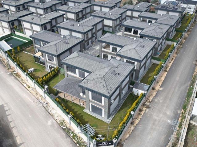 KÖRKÜN'DE AURATEPE KONAKLARINDA ULTRA LÜKS FULL+FUL 5+1 VİLLA !
