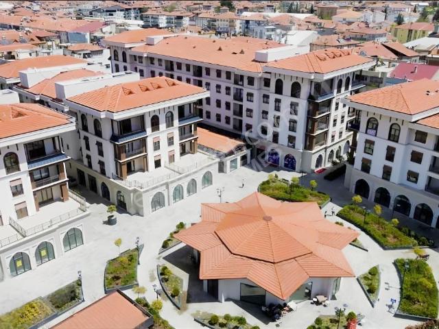 Korkuteli Arasta'da Ana Cadde Cepheli Fırsat Prestijli 1+1