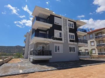 Korkuteli Yeni Mahallede Güney Doğu Cephe 1+1 GİRİŞ kat daire
