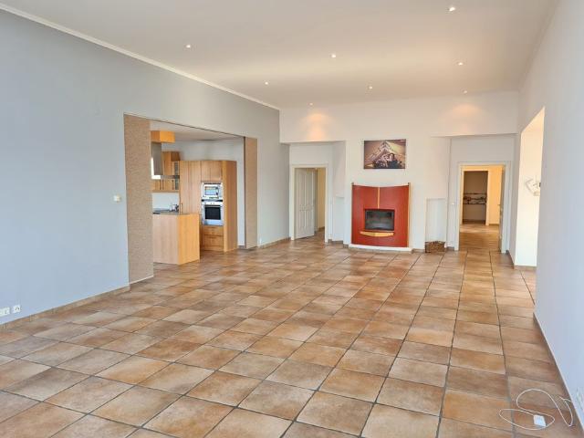 Korneuburg – WOHNGEMEINSCHAFT möglich – 7 Zimmer Hausetage mit Gartennutzung – 279 m²
