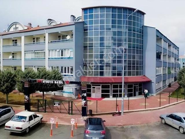 Kosova Mh 1+1 Eşyalı Stüdyo Daire Servis Güzergahı Üzerinde