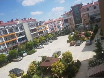 Kosovada 3+1 Bakımlı Masrafsız Satılık Ara Kat Daire