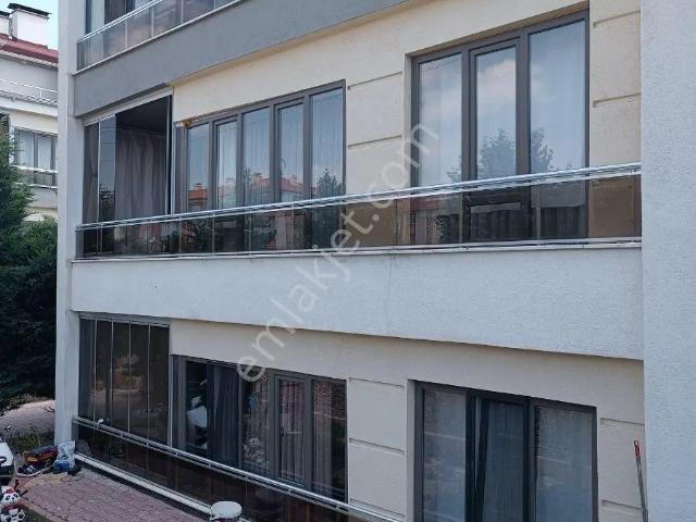 Kosovada Aile Sitesinde | 3+1 Daire | Açık kapalı Oto Parklı