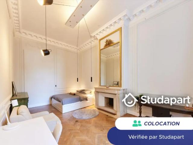 Kot à louer à 87 Rue Washington Ixelles