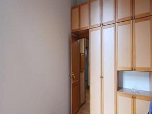 Kot for rent in a 12 bedroom complex + communal areas