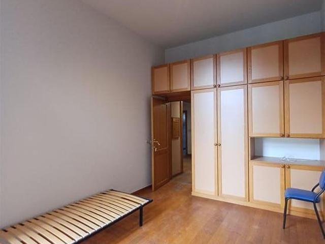Kot for rent in a 12 bedroom complex + communal areas