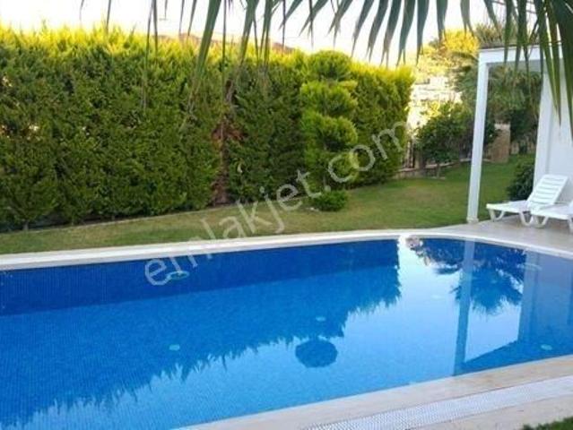 Koyunabada 10 Kişilk 5+2 Özel Havuzlu Yazlık Villa