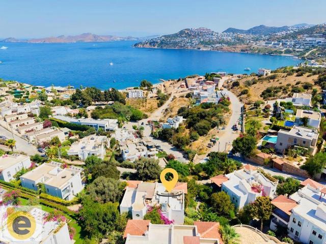 Koyunbaba'da Sahile 5 Dk Yürüme Mesafesinde Satılık 3+1 Villa