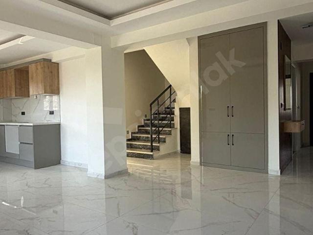 Köyceğiz Gelişim'de Sıfır 3+1 Kiralık Daire 140m