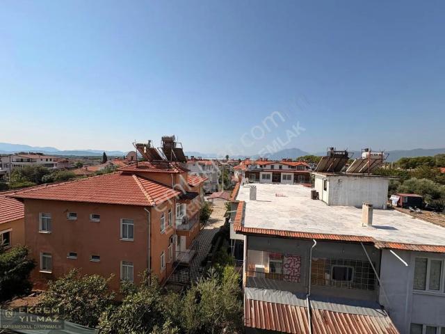 Köyceğiz'de Göl Manzaralı, 2+1, Çift Banyolu Kiralık Daire