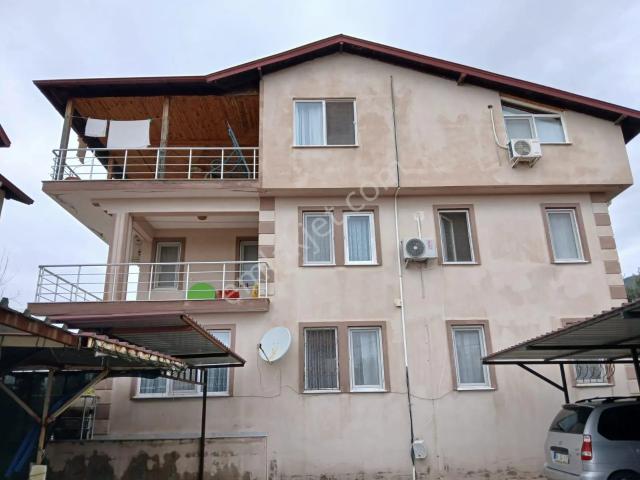 Köyceğiz'de Göl Manzaralı, Hobi Bahçeli 4+1 Dubleks Daire