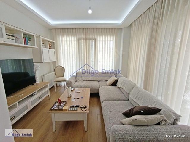 Kozyatağı Minibüs Caddesine Yakın Yeni Binada Modern 2+1 Satılık Daire