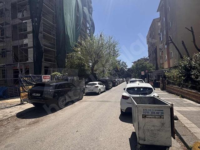 KOZYATAĞI BAYAR CAD. METROYA ÇOK YAKIN SATILIK 4+1 DUBLEKS DAİRE