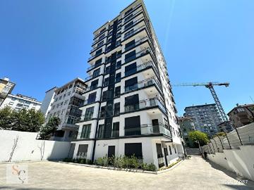 KOZYATAĞI'NDA 3+1 NET 85M2 BALKONLU SIFIR BOŞ FIRSAT DAİRE