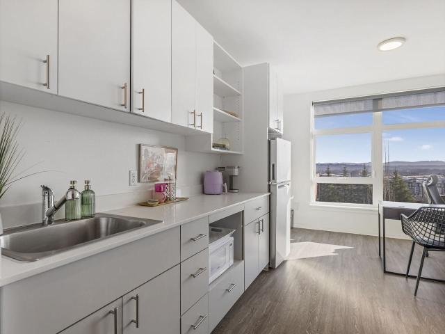 Koz on Market Studio Apartment for Rent at 1554 Market St, Tacoma, WA 98402 New Tacoma