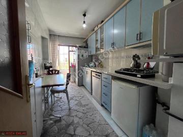 Koza'dan Atatürk Mah. Cadde Üzeri Ara Katta 'bağımsız 3+1 Daire