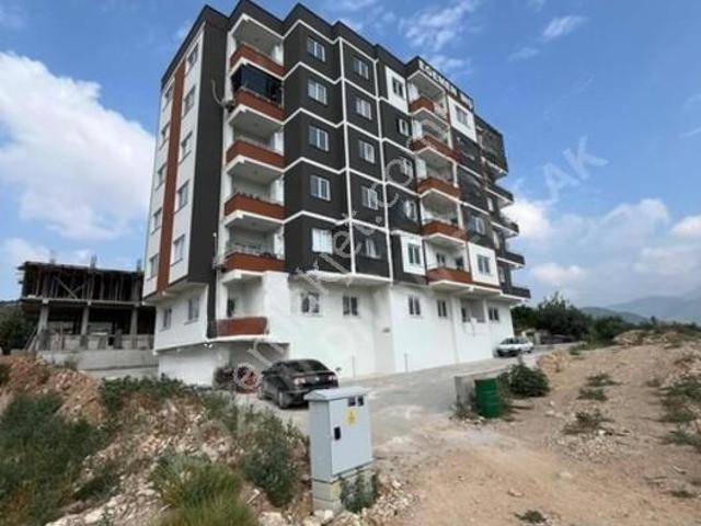 Kozan Divan Emlak'tan Üniversite Yanında Sıfır 2+1