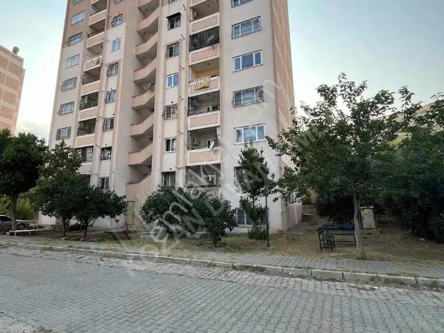 Kozan Divan Emlak'tan Çanaklı Toki'de Kombili 3+1