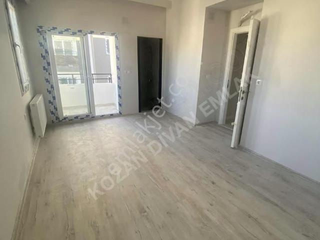 Kozan Divan Emlak'tan Bağlar'da Sıfır 4+1