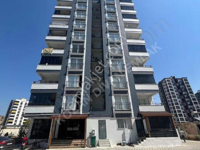 Kozan Divan Emlak'tan Çevre Yolunda Gemiş Lüks 4+1 Daire