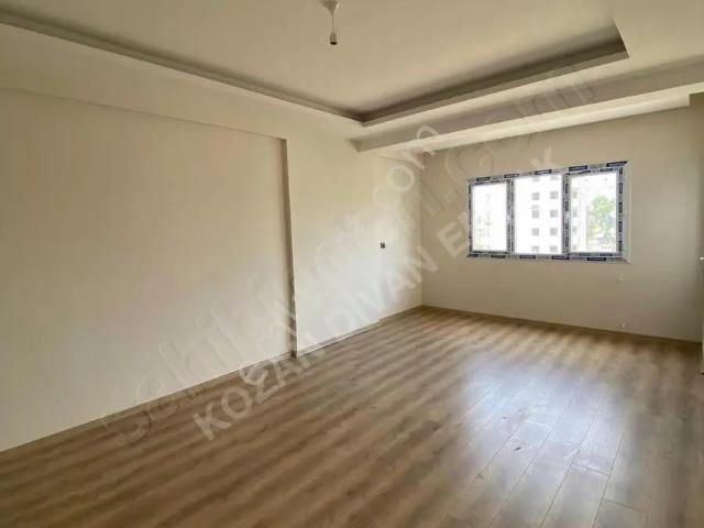 Kozan Divan Emlak'tan Hastane'ye Komşu Sıfır 2+1