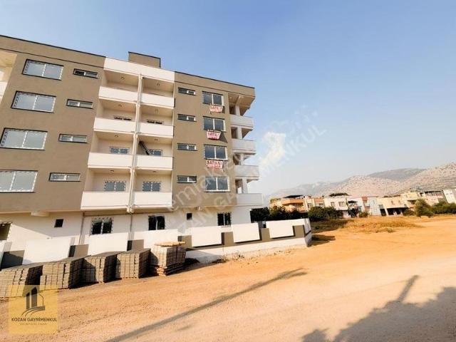 Kozan Gayrimenkul Devlet Hastanesi Civarı Az Katlı Yatay Mimari