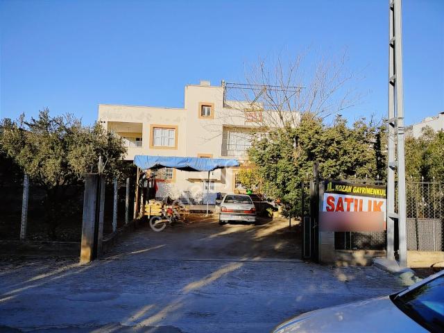 Kozan Gayrimenkulden Türkelinde Üç Ayrı Katlı Bulunmaz Arsalı