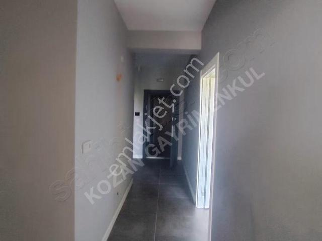 Kozan Gayrimenkulden Diva Residence'de Havuzlu Sitede Daire