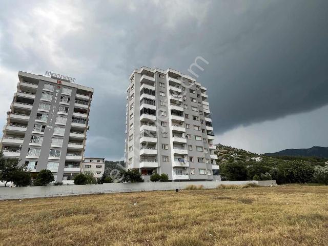 Kozan Gayrimenkulden Eşyalı 4+1 Kiralık