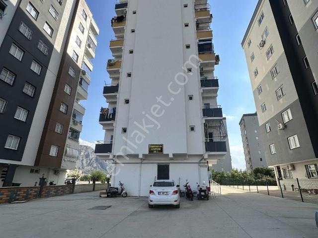 Kozan Gayrimenkulden Eşyalı 1+1 Daire
