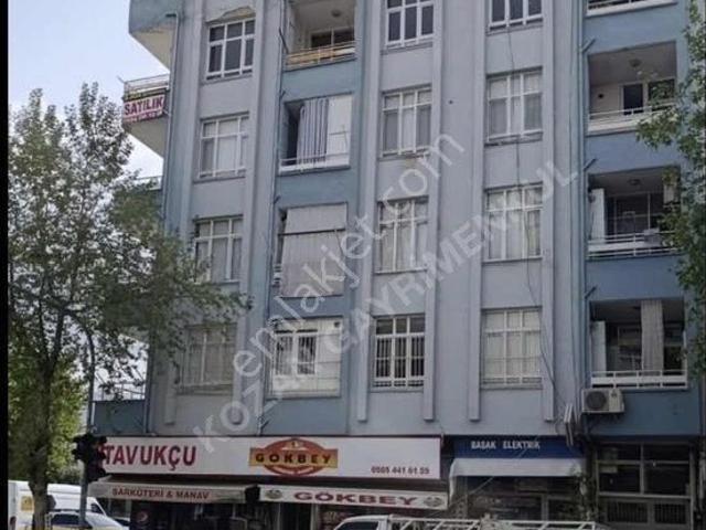 Kozan Gayrimenkulden Göçyolu Yakınında 3+1
