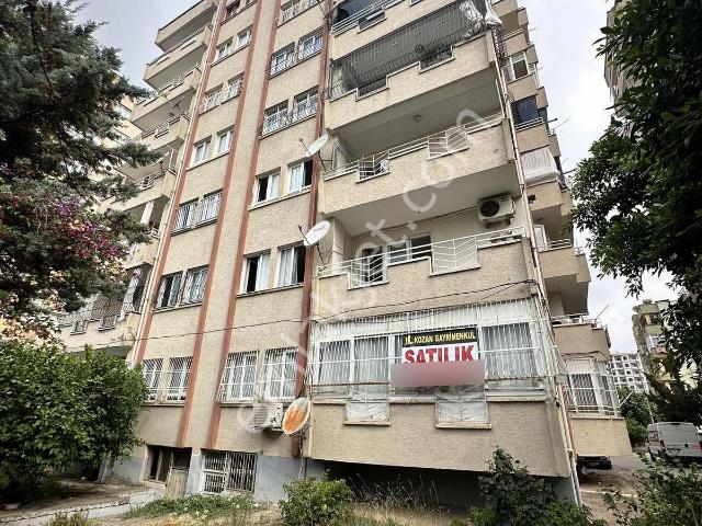 Kozan Gayrimenkulden Göç Yolunda Masrafsız 3+1 Daire