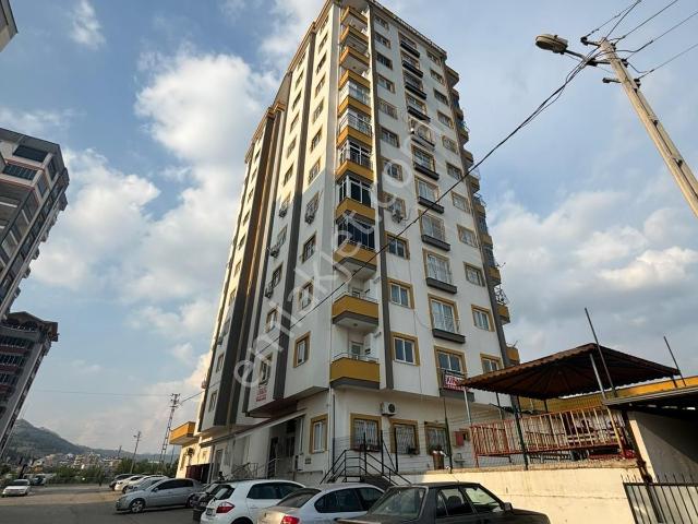 Kozan Gayrimenkulden Hastane Kavşağı Civarı 4+1 Lüks Daire