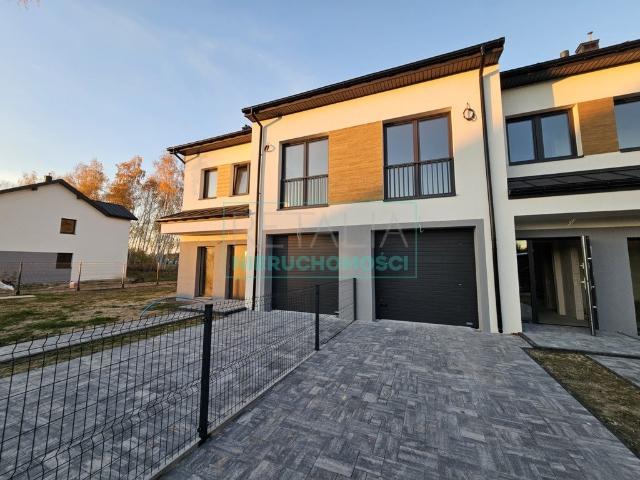 Przestronny bliźniak 115 m² z garażem i dużą działką polecam