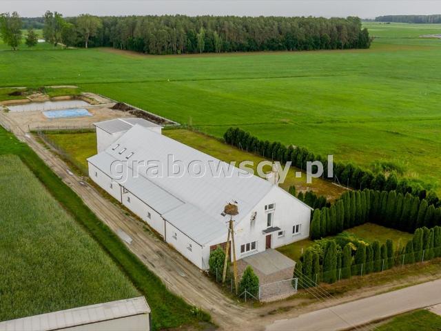 Do sprzedania obiekt produkcyjno usługowy 1362 m² z działką 3650 m²