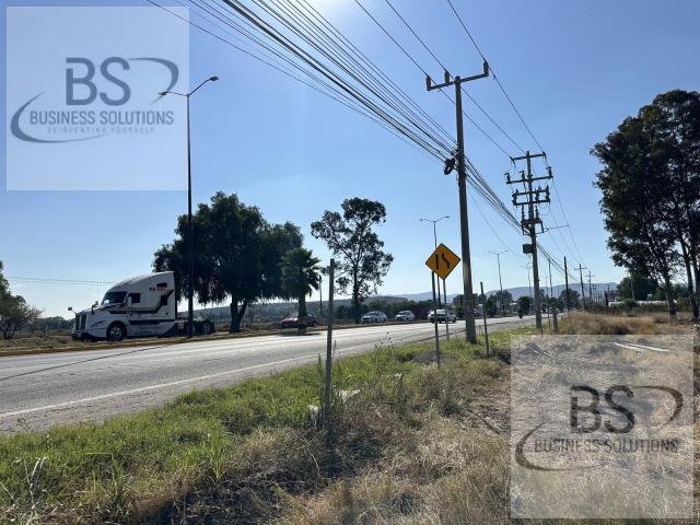 KL/ TERRENOS COMERCIALES EN VENTA. AVENIDA PRINCIPAL