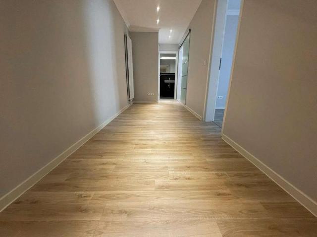 KL City Nähe Mall, 3 ZKB Wohnung mit Balkon, EBK, 1,5 Badezimmer