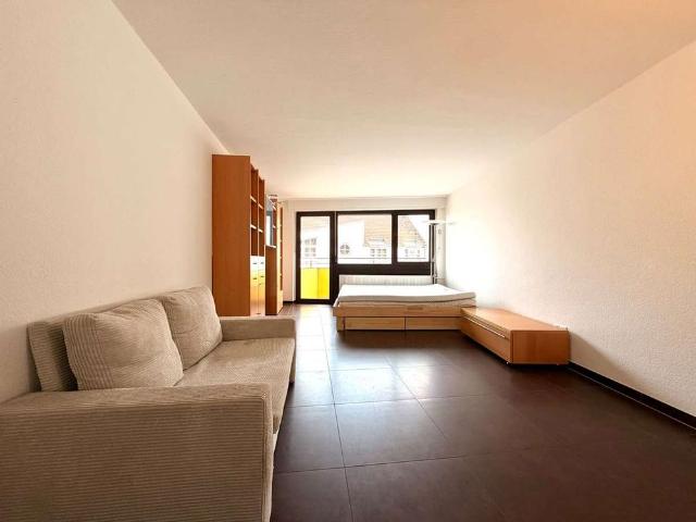KL City, Appartement mit Balkon, EBK und Aufzug