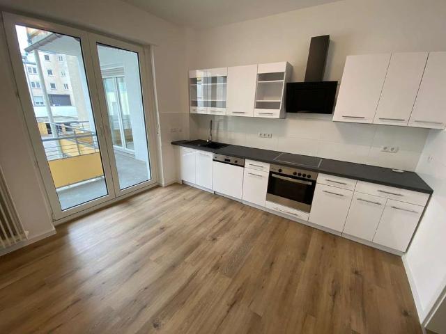 KL City, 5 ZKB, Einbauküche, Balkon, Garage