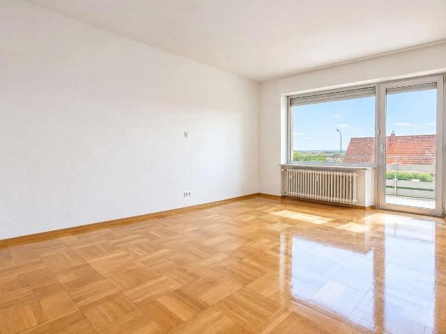 KL Mehlingen, EFH freistehend mit 4 ZKB, Garten, EBK, Garage, Balkon *Neue Fenster