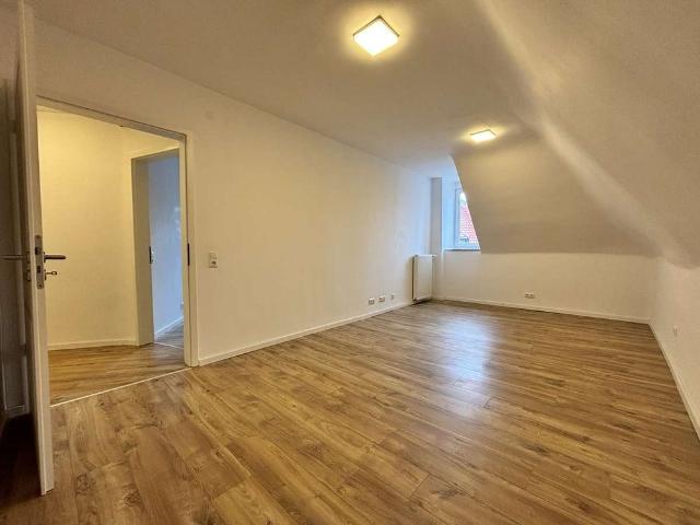KL Nähe Stadtpark, 3,5 ZKB, Altbau, Einbauküche, Tageslichtbad, Garten