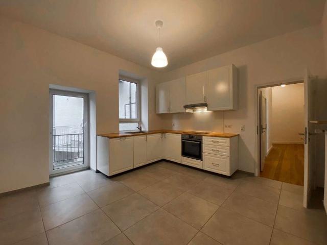 KL Nähe Stadtpark, Einbauküche, Tageslichtbad, ALTBAU SANIERT 4 ZKB, Balkon