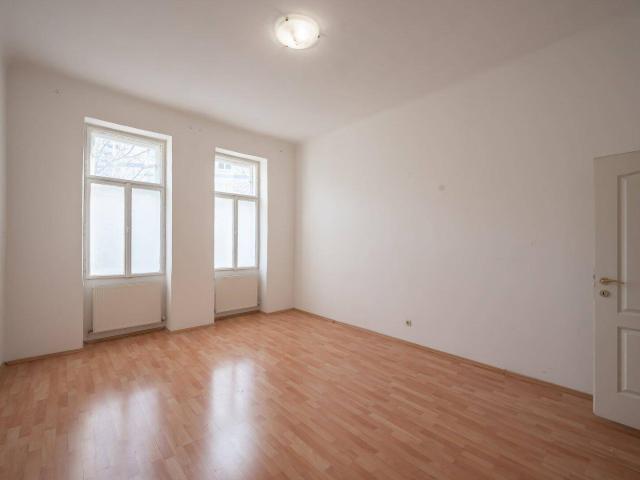 KLNB121+ renovierungsbedürftige 2 Zimmer Wohnung in sehr guter Lage Airbnb