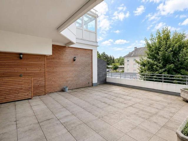 Klagenfurt LKH: Moderne 3 ZI Wohnung mit 50 qm Terrasse & 2 PKW Stellplätzen